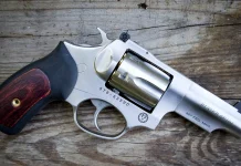 Lipsey’s Ruger SP101 Stainless in .327 Federal Magnum