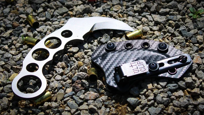 tarani-ar15-karambit-01.webp.webp